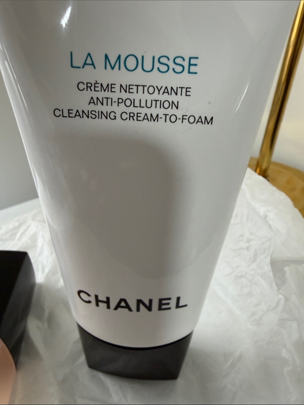 CHANEL L'Eau de Mousse Cleanser — Water & Cream to Foam..NWOT - Picture 3 of 7